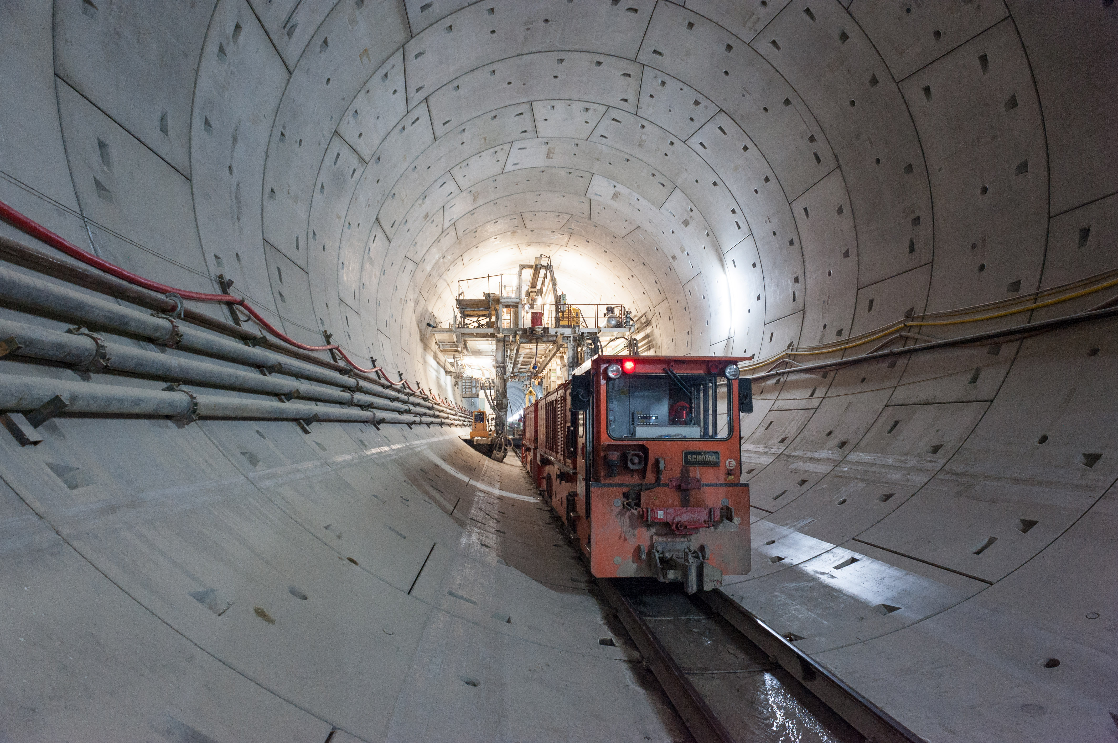 Tunnel Albaufstieg - Budowa tuneli